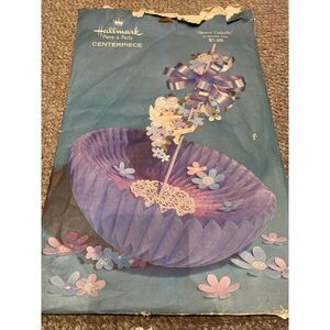 VINTAGE HALLMARK BABY SHOWER CENTERPIECE‎ Honeycomb "shower Umbrella" Vintage
